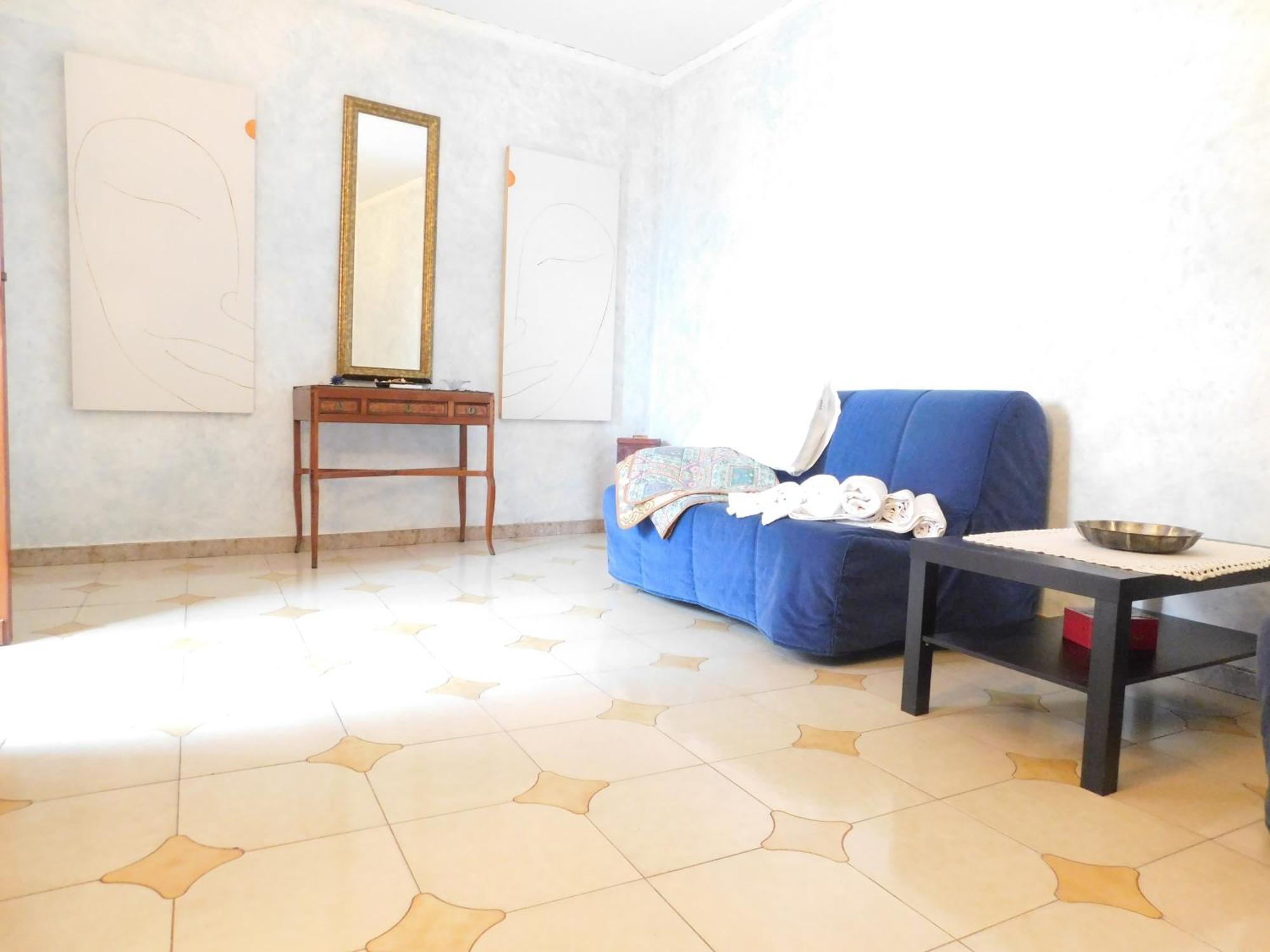 Piacevole Appartamento Chiaia Naples Exterior photo